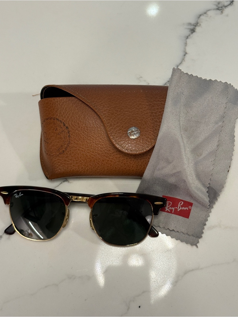 Ray Ban Clubmaster Sunglasses - Picture 11 of 12